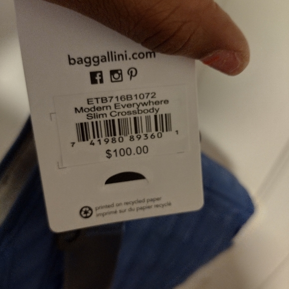 Quilted Modern Everywhere slim crossbody - Picture 3 of 3